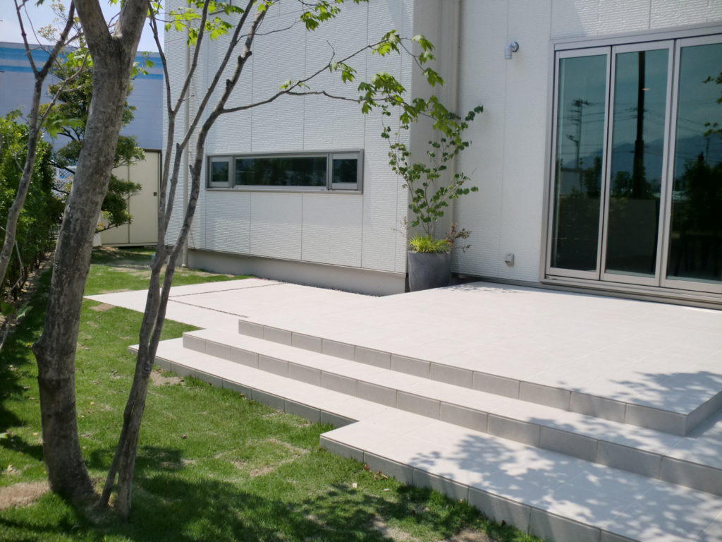 アオダモやイロハモミジなどの雑木